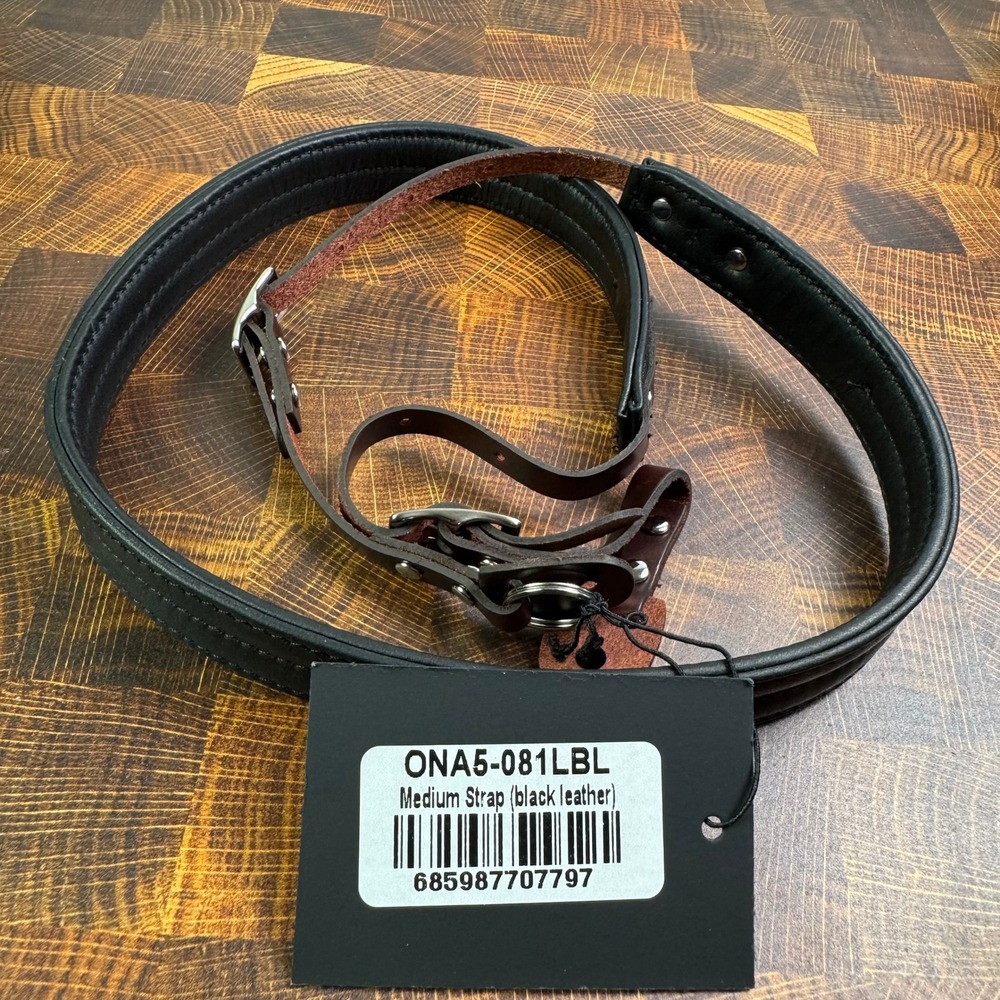 ONA Medium Camera Strap Black Leather Padded Neck ONA5-081LBL Handcrafted - Picture 4 of 5